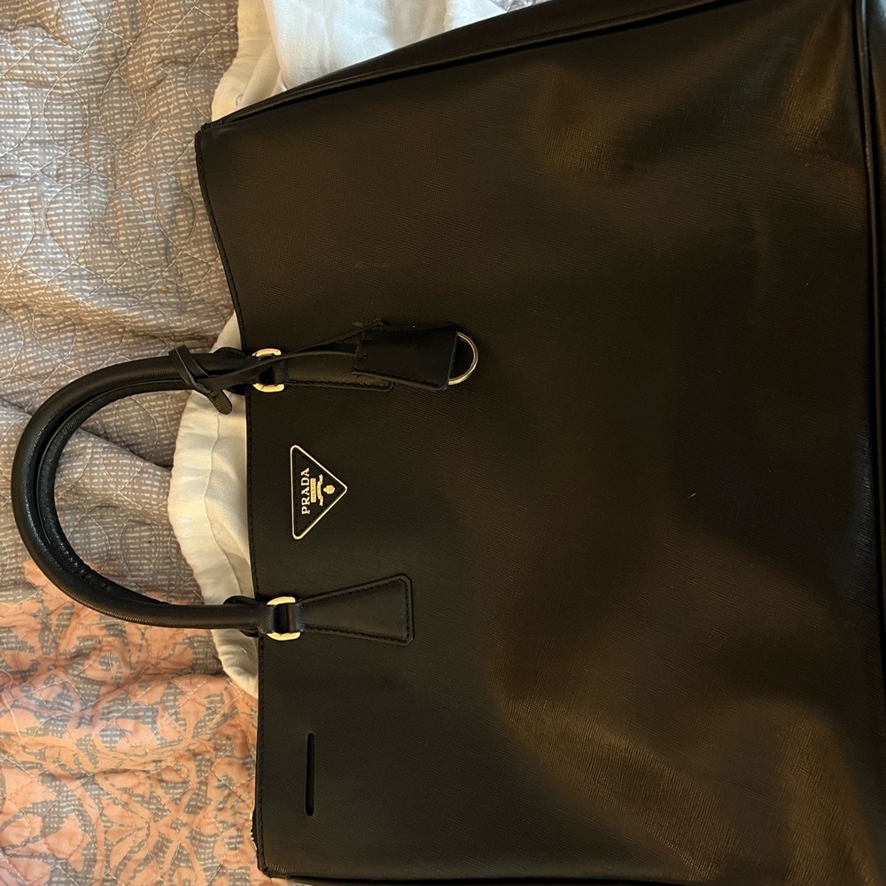 COPY - Black PRada